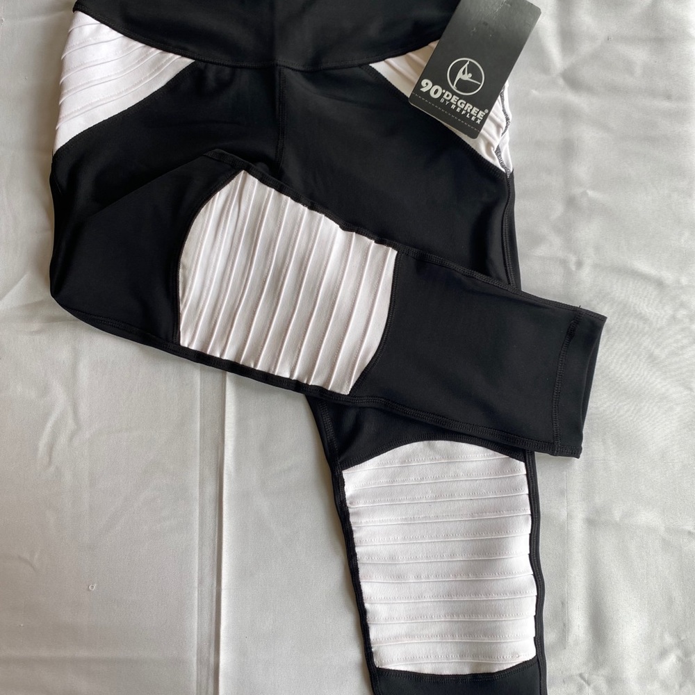 90 Degrees by Reflex Legging